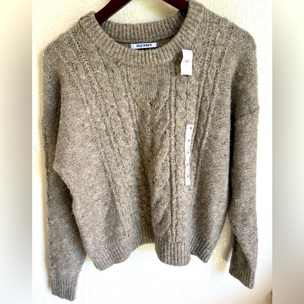 Old Navy Taupe Sweater – Size M (New with Tags)